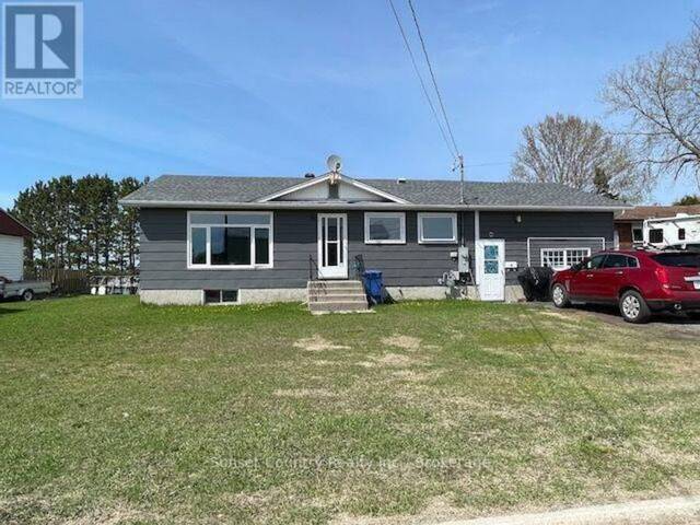 305 PIONEER STREET Dryden Ontario, P8N 2S5 - 3 Bedrooms Home For Sale