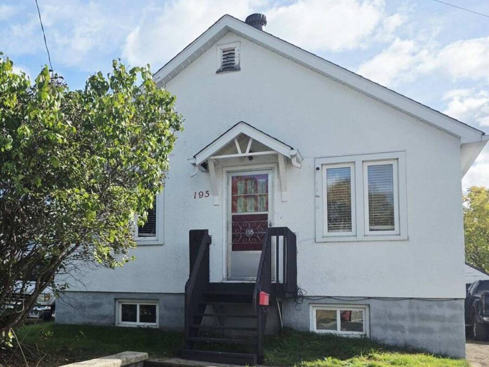 195 EMPRESS AVENUE S, Thunder Bay, Ontario P7E 6S1