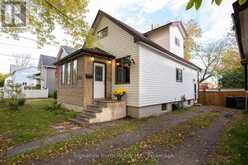 17 ONTARIO STREET W | Thunder Bay Ontario | Slide Image Two