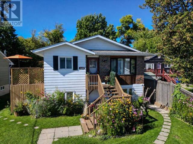 328 NINTH AVENUE S Kenora Ontario, P9N 2J3 - 4 Bedrooms Home For Sale