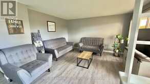 177 MATTHEWS STREET | Thunder Bay Ontario | Slide Image Four