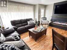 52 DICKENSON ROAD | Kenora Ontario | Slide Image Six
