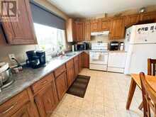 98 DETTA ROAD | Kenora Ontario | Slide Image Three