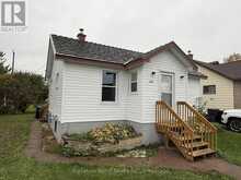 1004 GORE STREET W | Thunder Bay Ontario | Slide Image Two