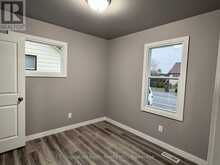 1004 GORE STREET W | Thunder Bay Ontario | Slide Image Seven