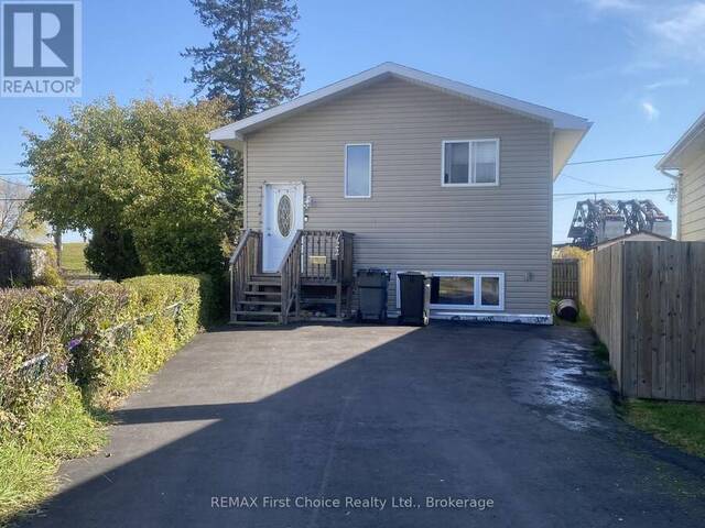 722 CATHERINE STREET Thunder Bay Ontario, P7E 1L5 - 3 Bedrooms Home For Sale