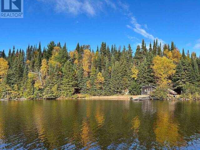 223C ISLAND LAKE ROAD Thunder Bay Ontario, P7G 0W4 - 3 Bedrooms Waterfront Home For sale