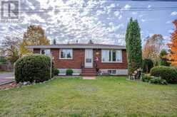 615 HOLLYLANE STREET | Thunder Bay Ontario | Slide Image One