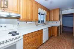 403 CHURCHILL DRIVE W | Thunder Bay Ontario | Slide Image Two