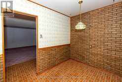 403 CHURCHILL DRIVE W | Thunder Bay Ontario | Slide Image Four
