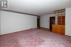 403 CHURCHILL DRIVE W | Thunder Bay Ontario | Slide Image Eight