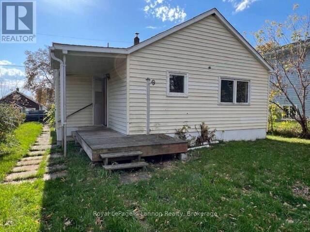 30 QUEEN STREET Sioux Lookout Ontario, P8T 1E8 - 3 Bedrooms Home For Sale