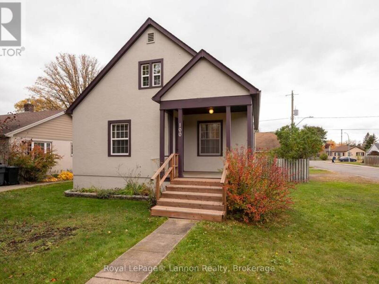 100 HILL STREET S, Thunder Bay, Ontario P7B 3V1