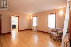 100 HILL STREET S | Thunder Bay Ontario | Slide Image Ten