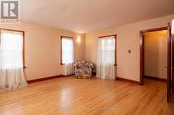 100 HILL STREET S | Thunder Bay Ontario | Slide Image Six