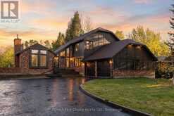 2110 WHITEGATES DRIVE | Thunder Bay Ontario | Slide Image Two