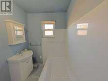 729 HODDER AVENUE | Thunder Bay Ontario | Slide Image Sixteen