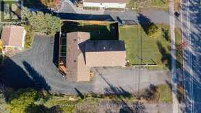 729 HODDER AVENUE | Thunder Bay Ontario | Slide Image Seven
