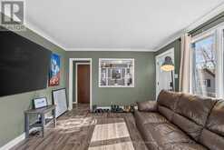 1038 1/2 PARK STREET | Kenora Ontario | Slide Image Nine