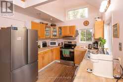 577 ELLIS ROAD | Thunder Bay Ontario | Slide Image Eight