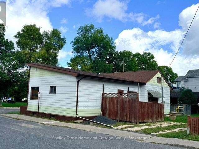 613 FRONT STREET Keewatin Ontario, P0X 1C0 - 3 Bedrooms Home For Sale
