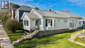 226 FOURTH STREET N | Kenora Ontario | Slide Image Two