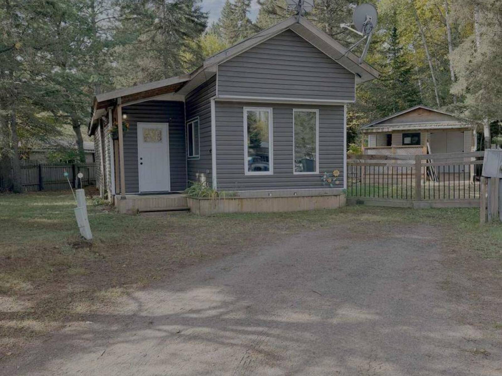 13 HORNBILL CRESCENT, Thunder Bay, Ontario P7A 0K1