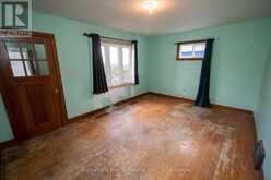 174 CLARKE STREET | Thunder Bay Ontario | Slide Image Nine