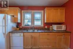 349 ALGOMA STREET N | Thunder Bay Ontario | Slide Image Eight