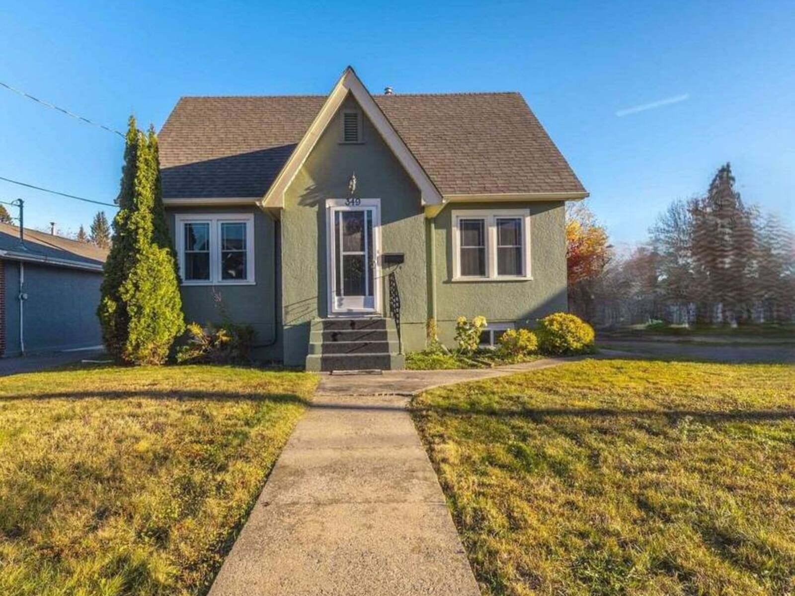 349 ALGOMA STREET N, Thunder Bay, Ontario P7A 5B4