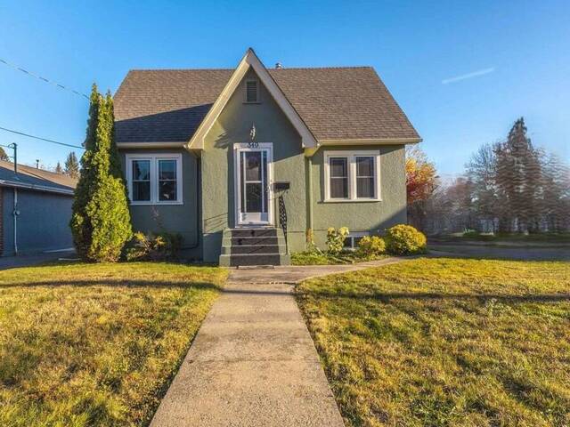349 ALGOMA STREET N Thunder Bay Ontario, P7A 5B4 - 3 Bedrooms Home For Sale