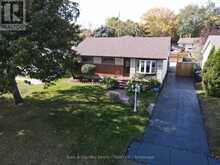 214 CEDAR AVENUE | Thunder Bay Ontario | Slide Image Twenty-five