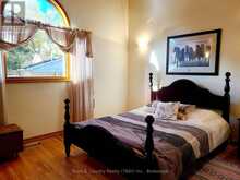 214 CEDAR AVENUE | Thunder Bay Ontario | Slide Image Fifteen