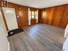 490 LANARK CRESCENT | Thunder Bay Ontario | Slide Image Two
