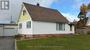 3 POPLAR CRESCENT | Terrace Bay Ontario | Slide Image One