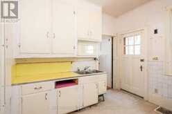 42 GORDON AVENUE | Thunder Bay Ontario | Slide Image Eleven