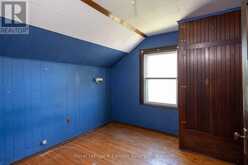 42 GORDON AVENUE | Thunder Bay Ontario | Slide Image Sixteen