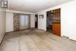 316 RITA STREET | Thunder Bay Ontario | Slide Image Five