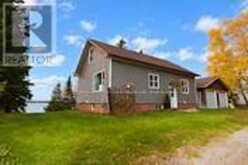 104 PARK STREET | Greenstone Ontario | Slide Image Eight