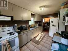 348 EIGHTH AVENUE S | Kenora Ontario | Slide Image Thirteen
