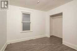301 OGDEN STREET | Thunder Bay Ontario | Slide Image Nine