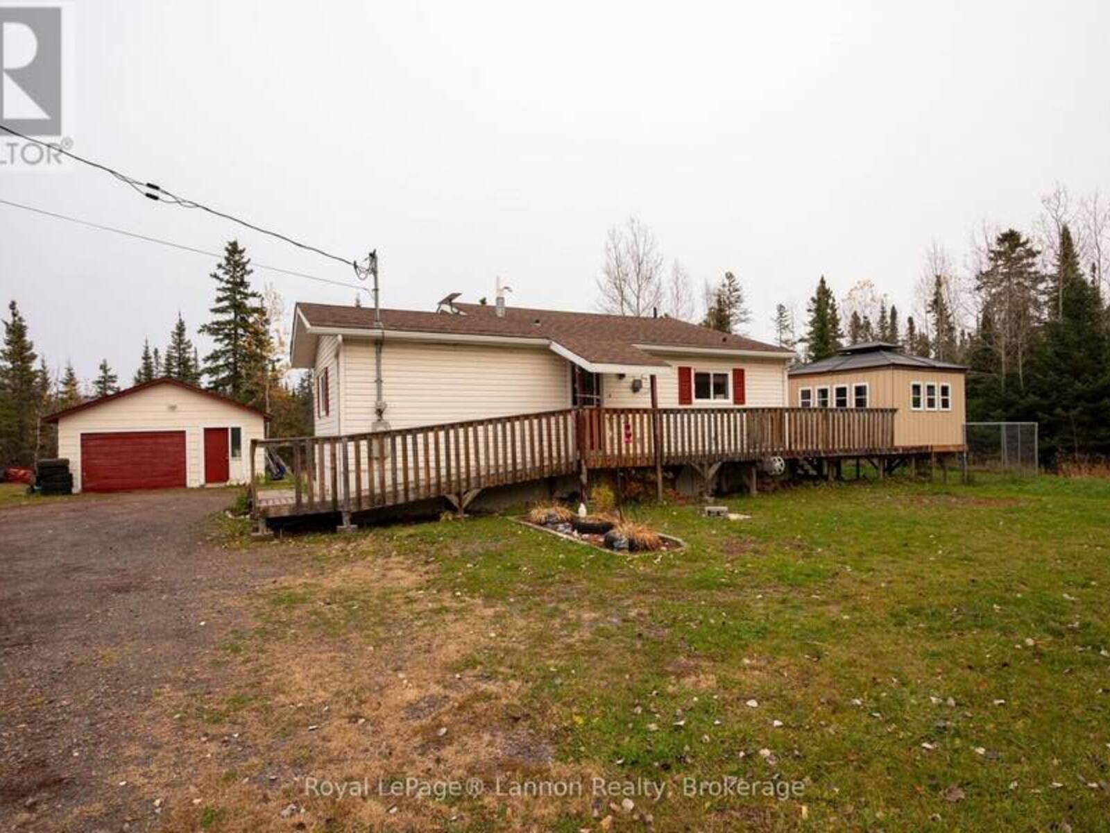 580 11/17 HIGHWAY, Nipigon, Ontario P0T 2J0