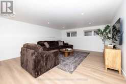 186 BRUIN CRESCENT | Thunder Bay Ontario | Slide Image Thirteen