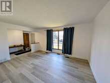 545 LANARK CRESCENT | Thunder Bay Ontario | Slide Image Two