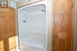 312 WADE CRESCENT | Thunder Bay Ontario | Slide Image Thirty-eight