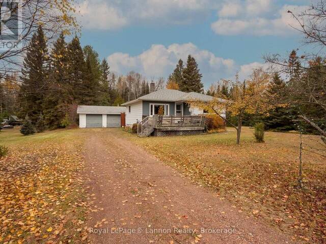 1690 LAKESHORE DRIVE Thunder Bay Ontario, P7B 5E4 - 2 Bedrooms Home For Sale