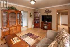 1690 LAKESHORE DRIVE | Thunder Bay Ontario | Slide Image Five
