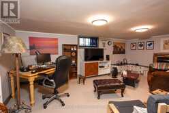98 SUMMIT AVENUE | Thunder Bay Ontario | Slide Image Thirty-two
