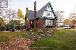 98 SUMMIT AVENUE | Thunder Bay Ontario | Slide Image Forty