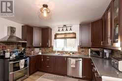 562 LESLIE AVENUE | Thunder Bay Ontario | Slide Image Twelve